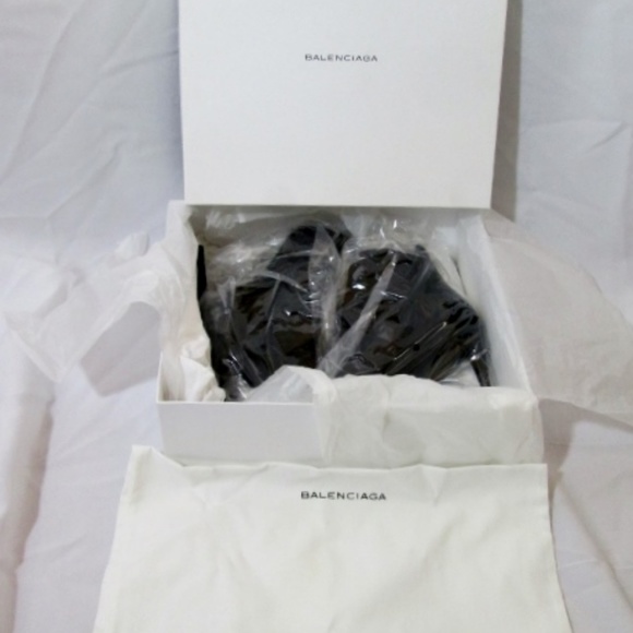 NEW NIB BALENCIAGA SUEDE PATENT Leather Ankle BOOT - Picture 6 of 8